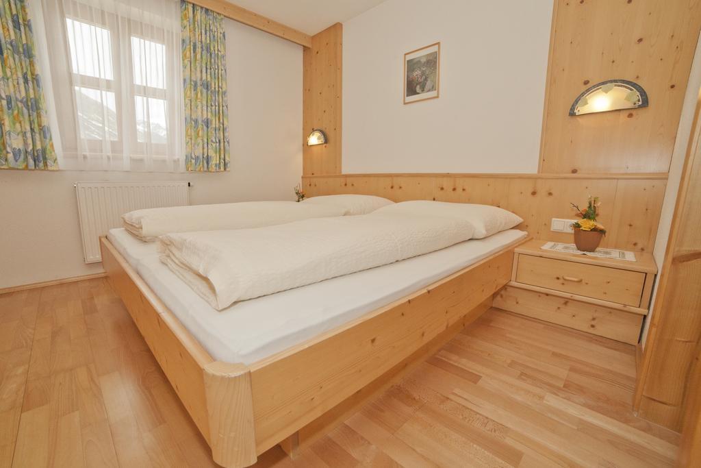 Chasa Per La Punt Lejlighed Galtür Værelse billede